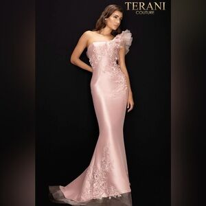 TERANI COUTURE EVENING 2011E2094